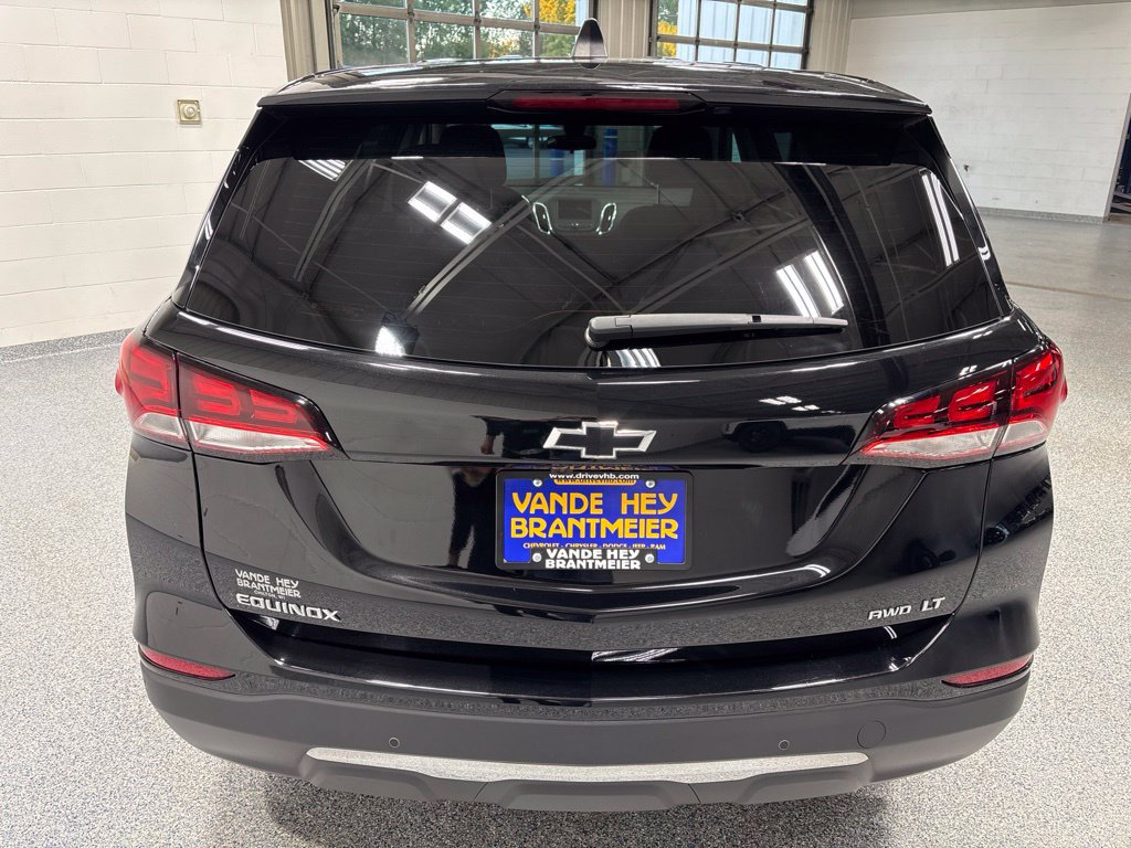 Used 2024 Chevrolet Equinox LT w/ LPO, Floor Liner Package AWD/4WD image 6