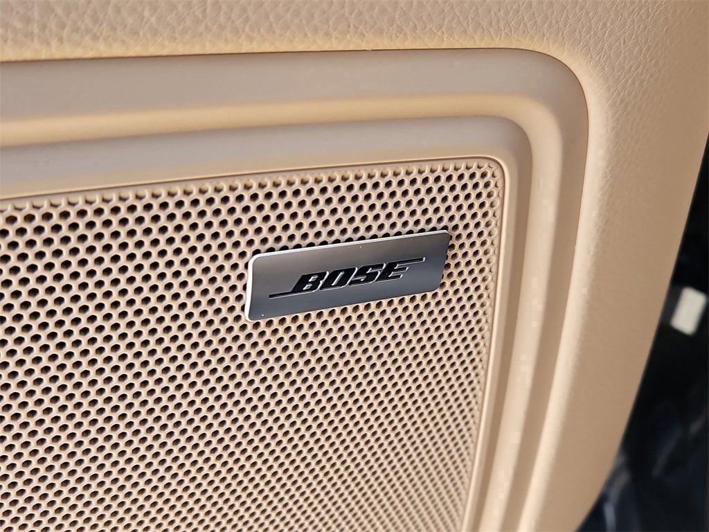 New 2026 Porsche Macan image 17