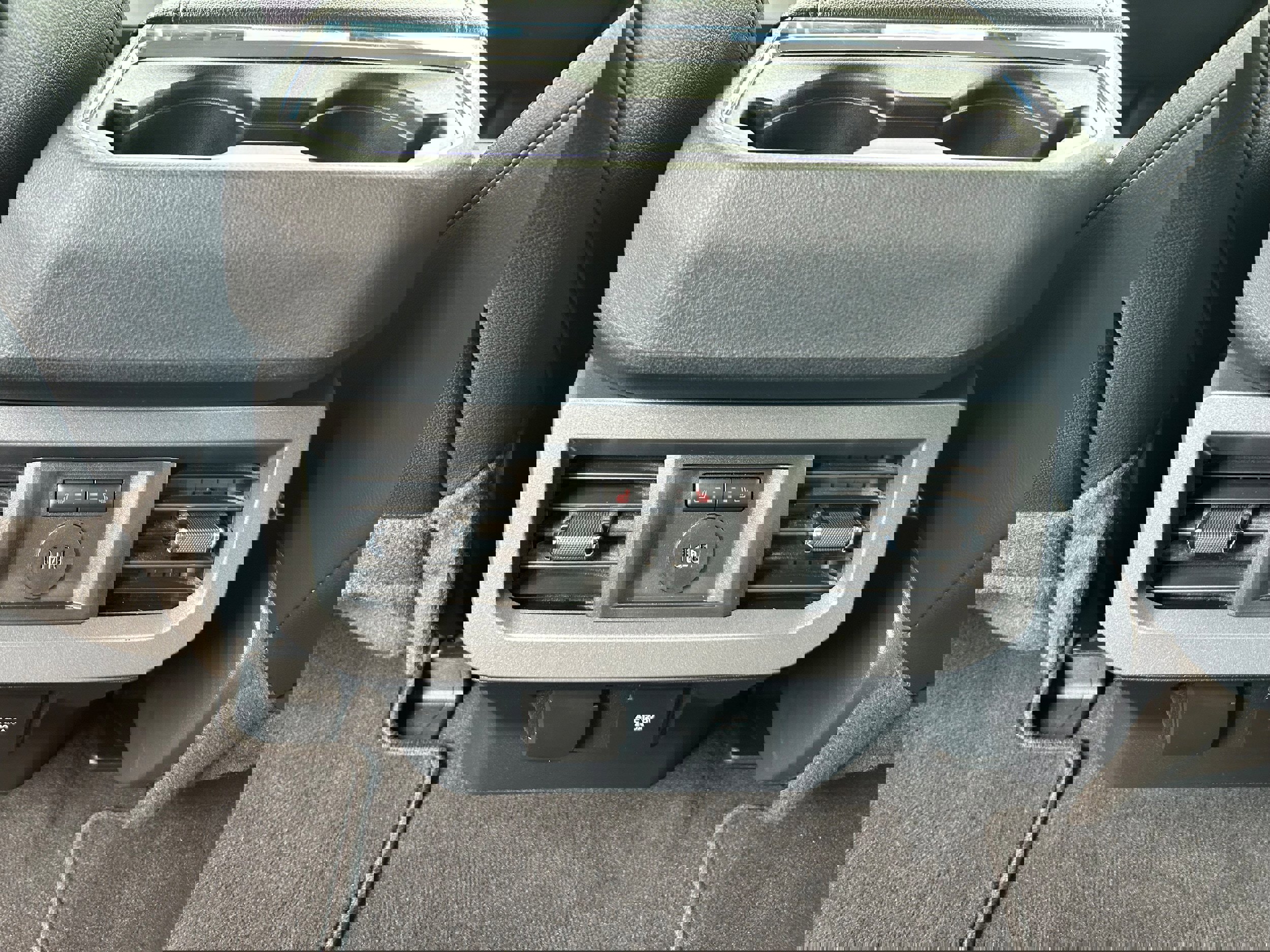 Used 2023 Ford F250 Lariat w/ Lariat Ultimate Package image 22