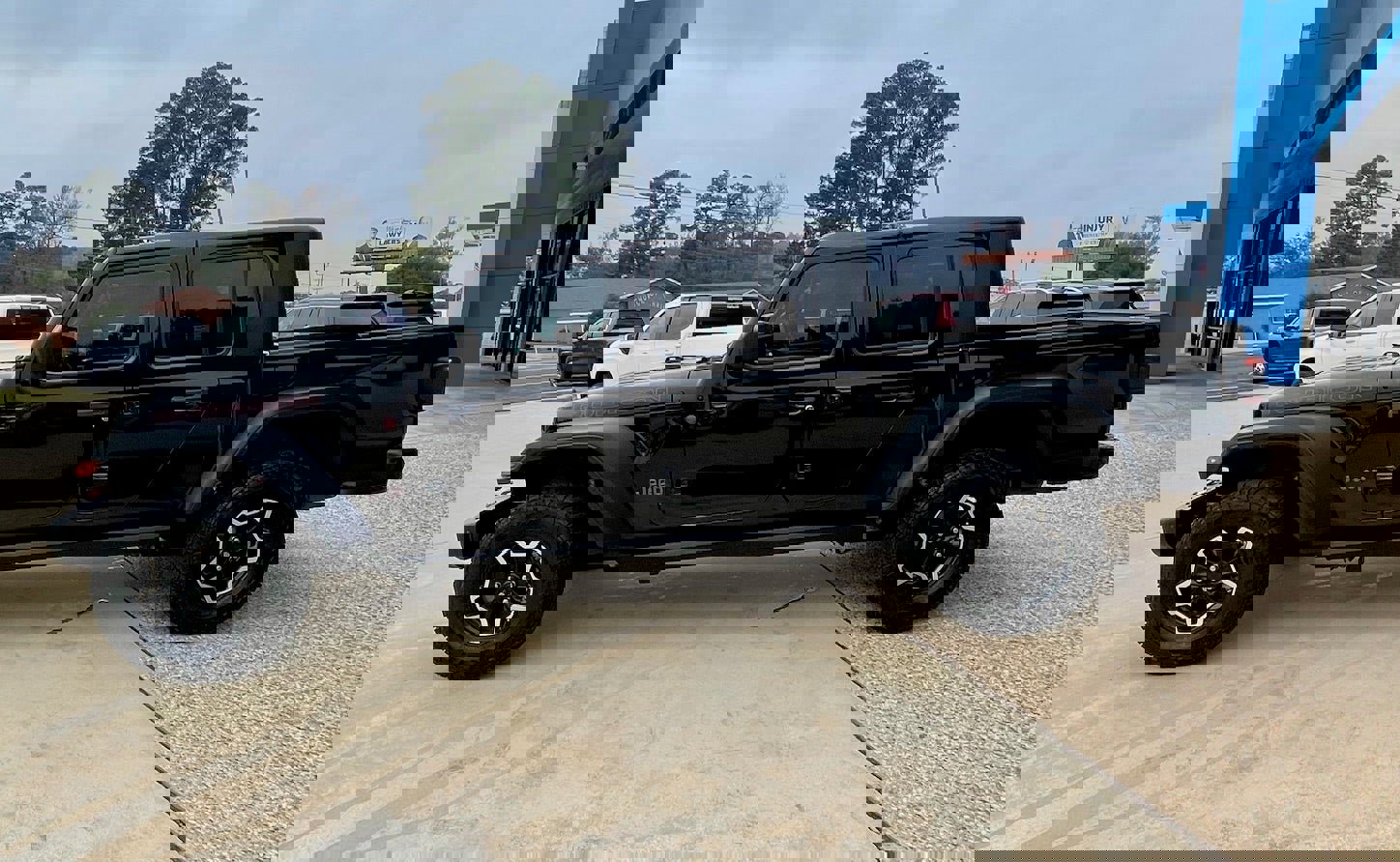 Used 2020 Jeep Gladiator Rubicon image 4