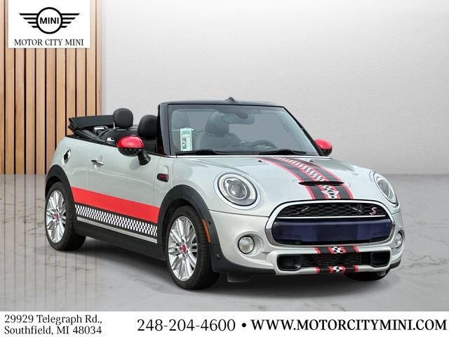 Used 2018 MINI Cooper S FWD image 1