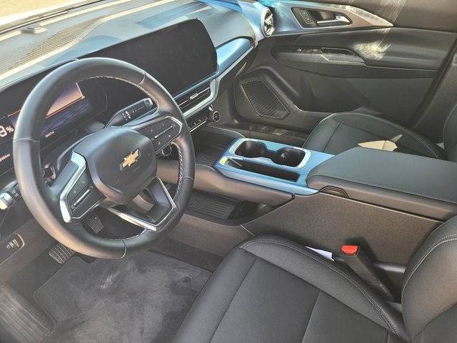 Certified 2024 Chevrolet Equinox EV LT FWD image 17