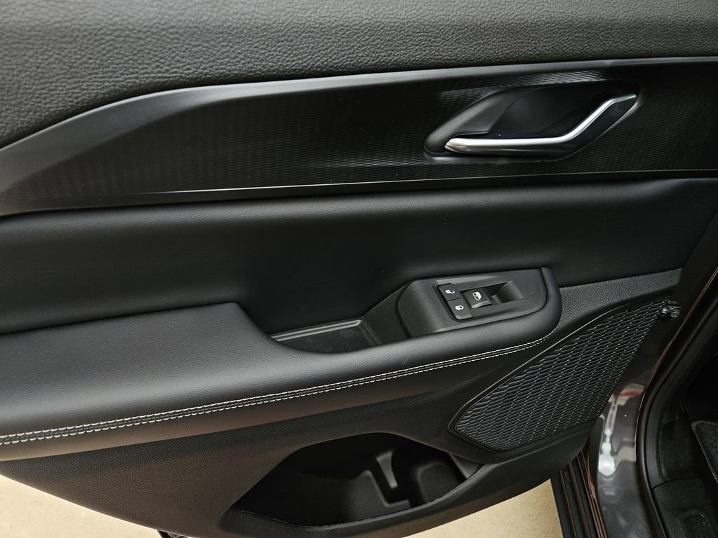 New 2026 Jeep Grand Cherokee Laredo X AWD/4WD image 15
