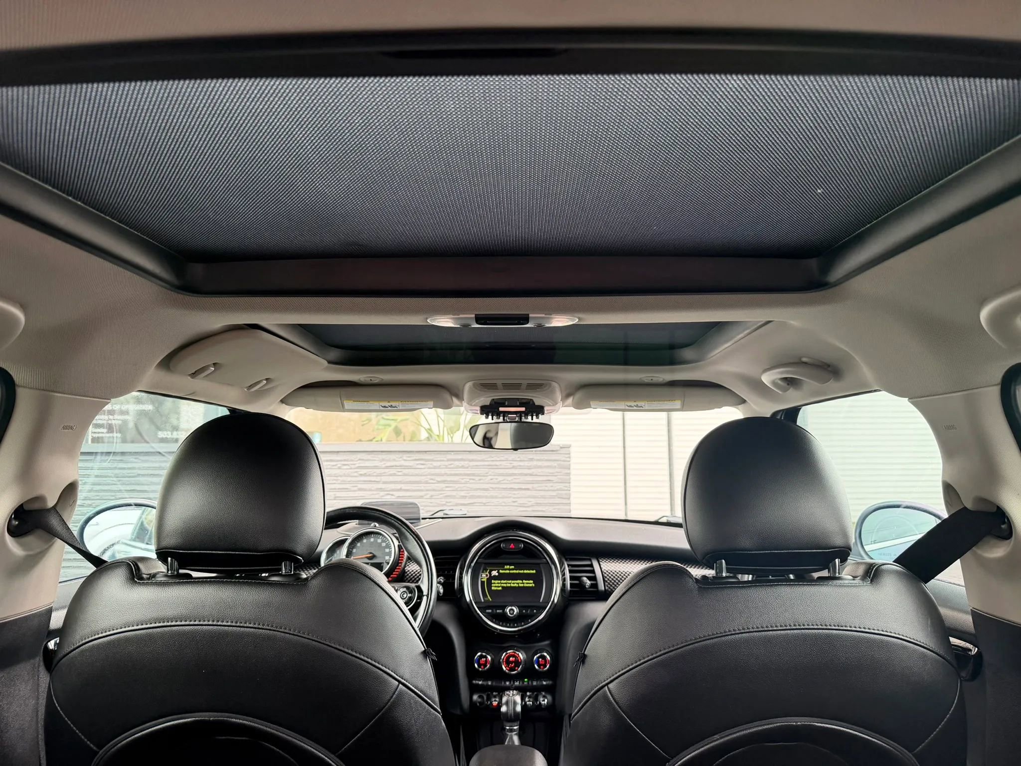 Used 2015 MINI Cooper S image 37