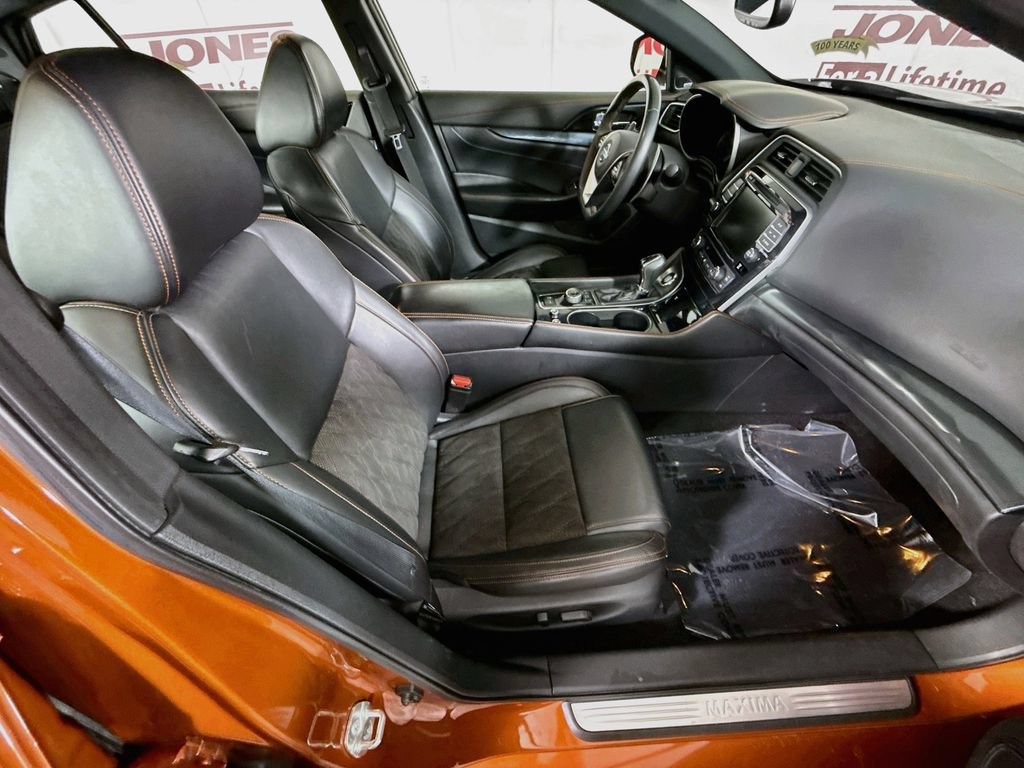 Used 2021 Nissan Maxima SR w/ Sport Mat Group FWD image 30