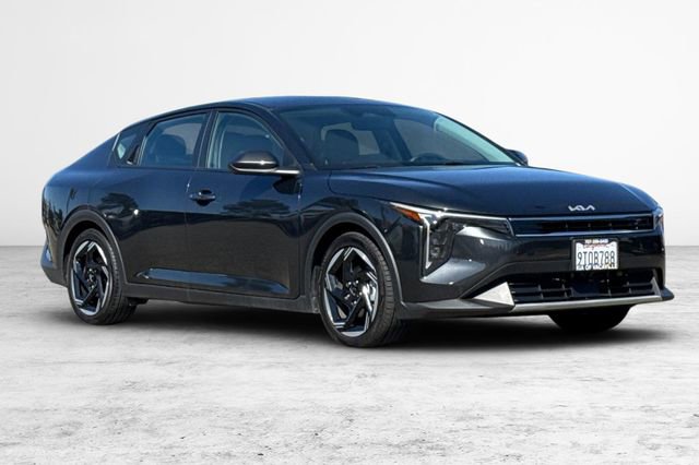 Certified 2025 Kia K4 EX FWD image 2