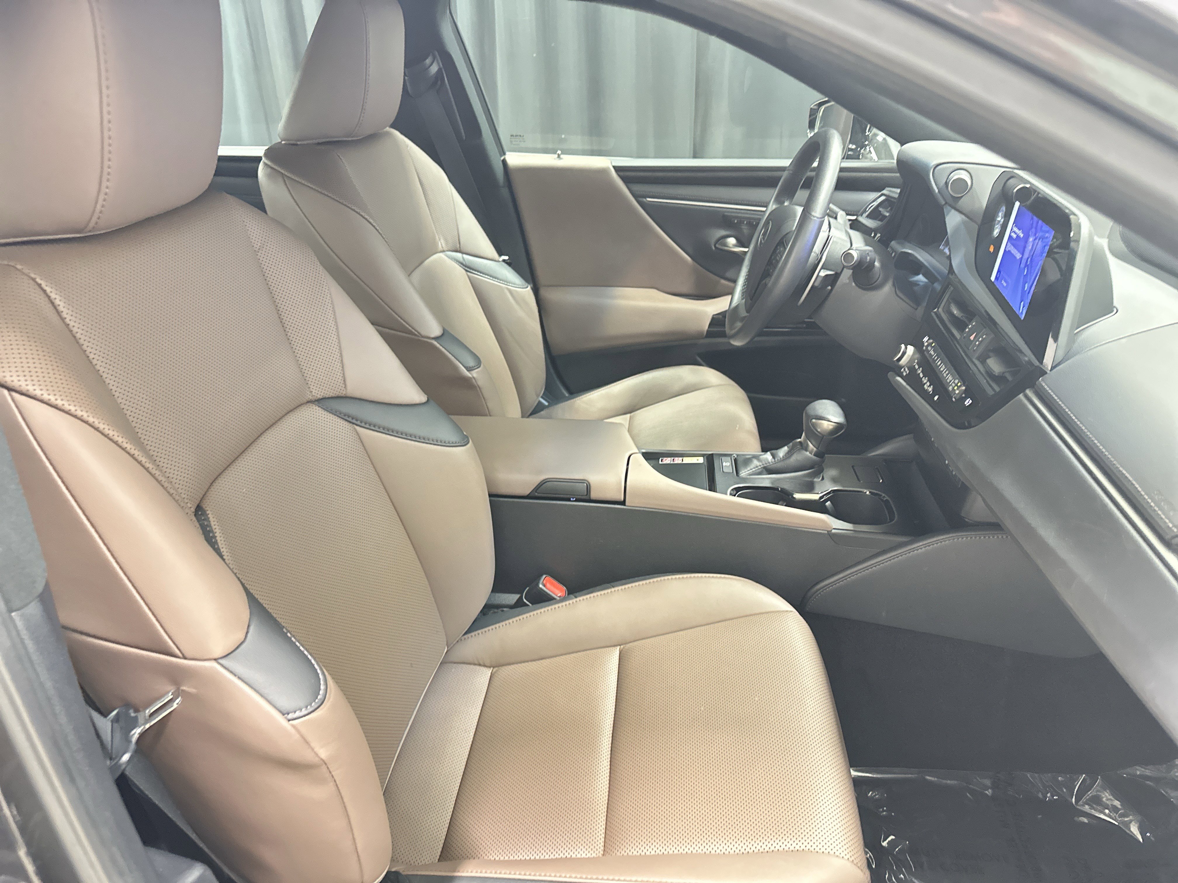 Certified 2023 Lexus ES 350 w/ Premium Package FWD image 33