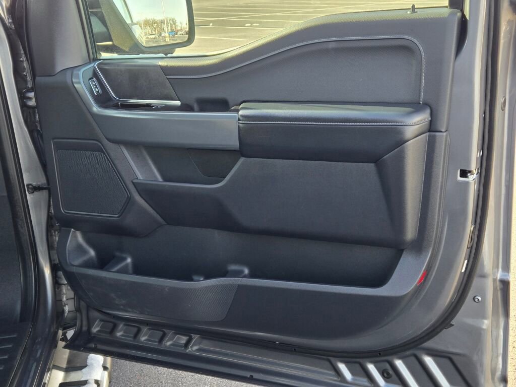 Used 2024 Ford F150 XLT w/ Mobile Office Package image 4