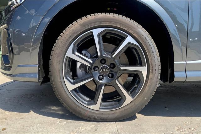 New 2025 Audi Q3 2.0T Premium Plus image 11