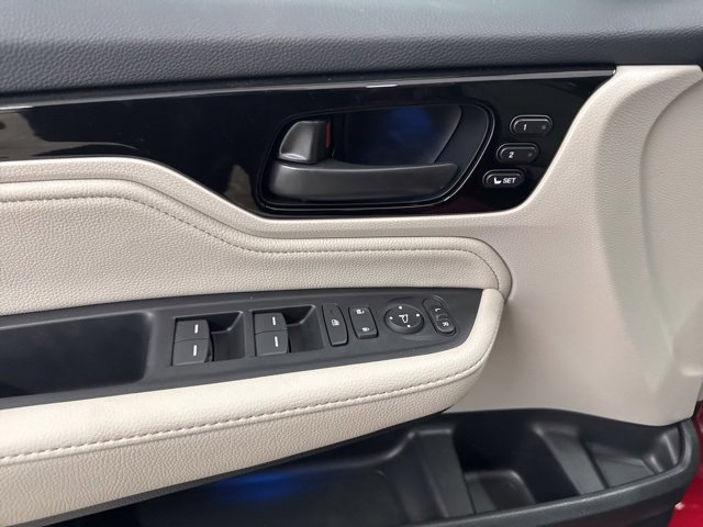 New 2026 Honda Odyssey Touring image 19