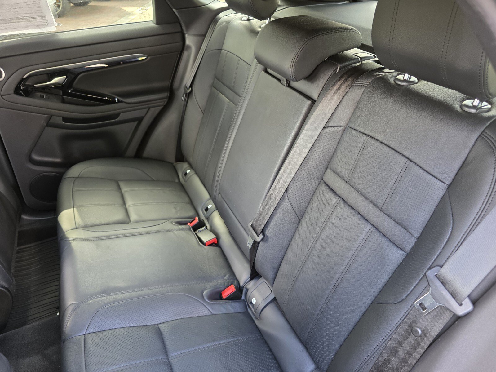 Used 2020 Land Rover Range Rover Evoque R-Dynamic S AWD/4WD image 16