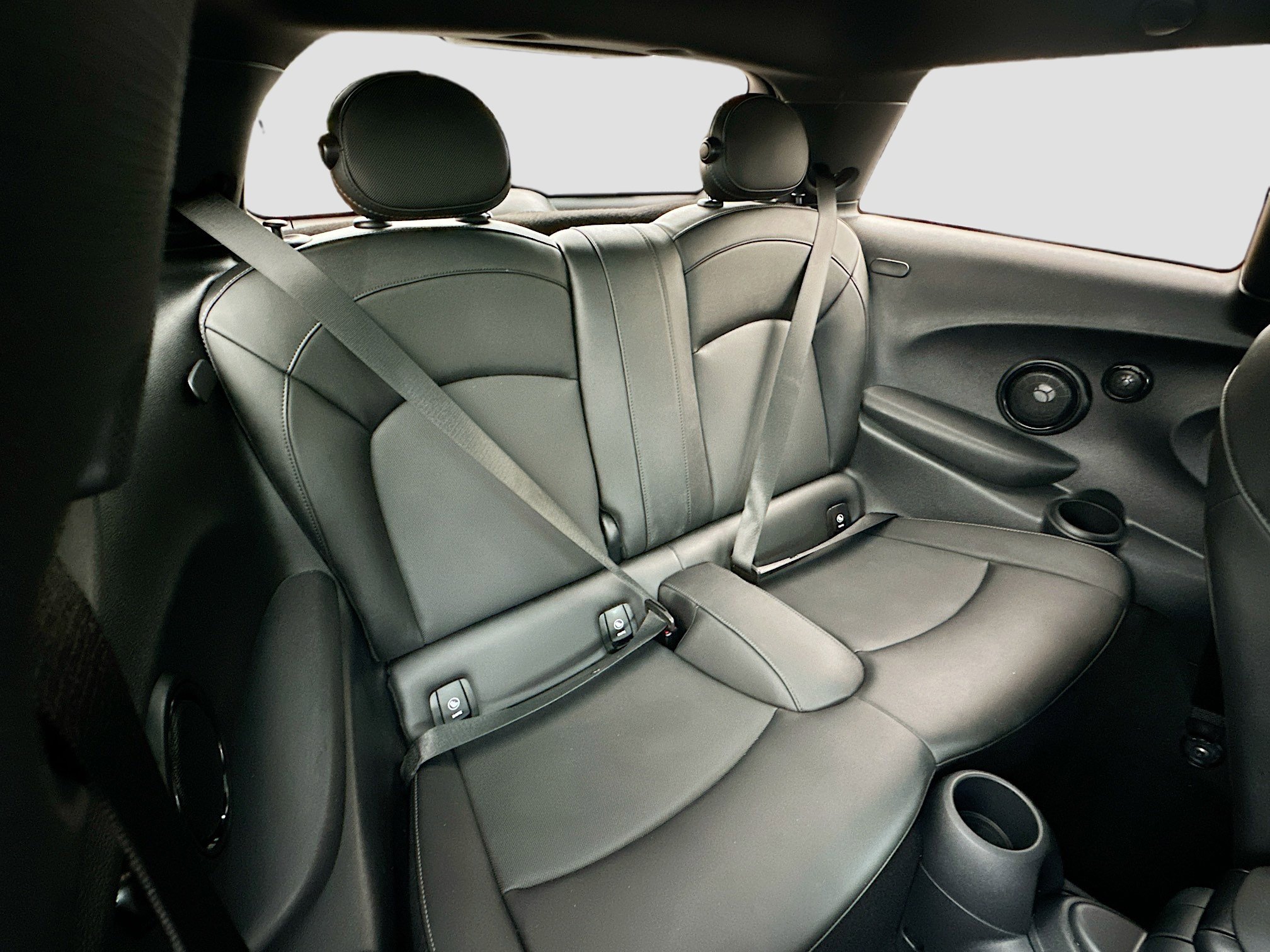 Certified 2024 MINI Cooper SE image 28