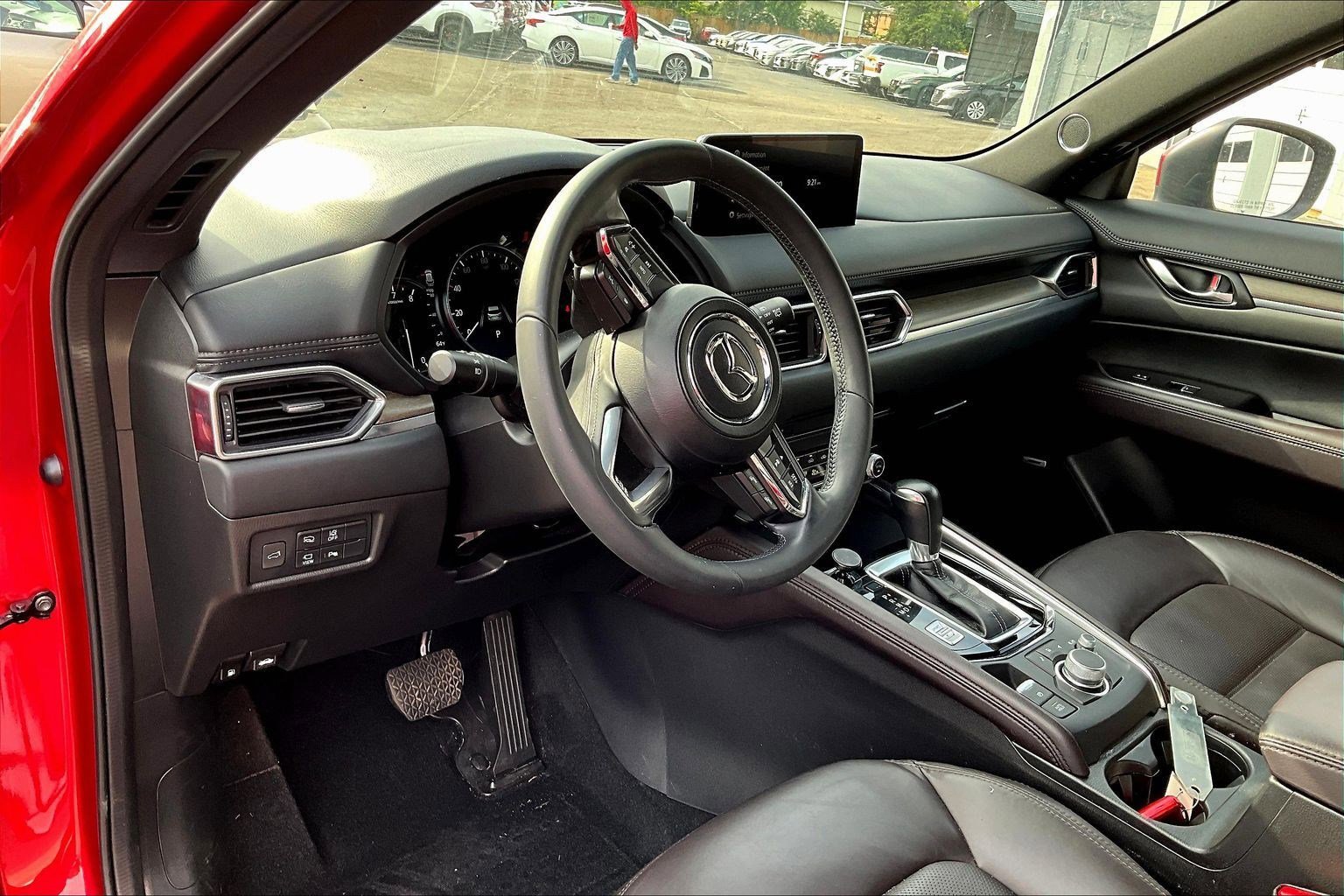 Used 2021 MAZDA CX-5 Signature AWD/4WD image 4