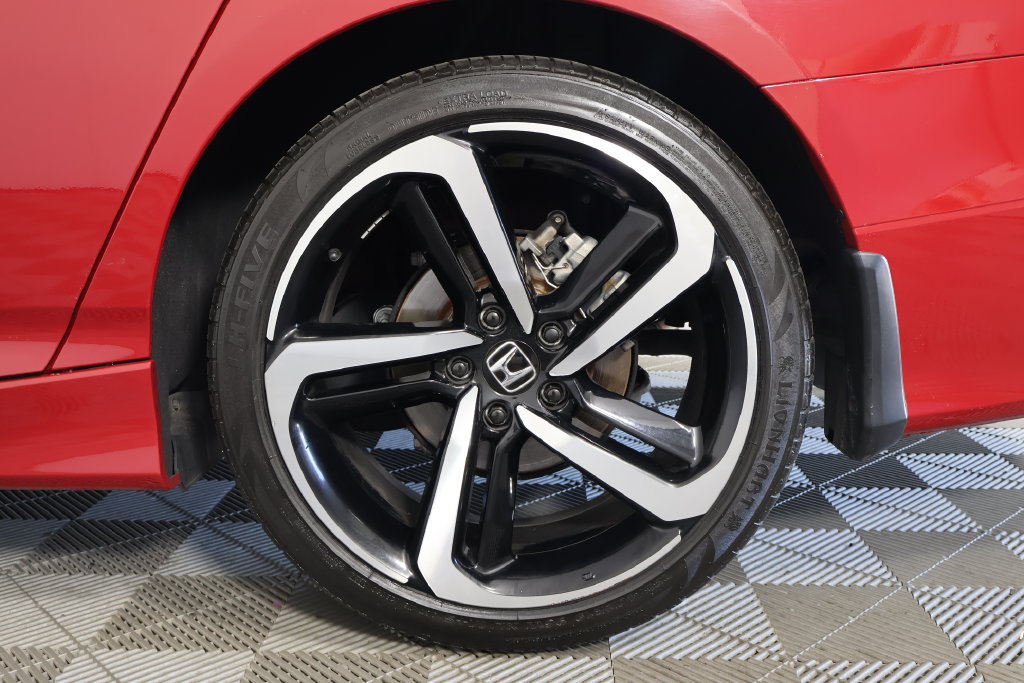 Used 2021 Honda Accord Sport image 6