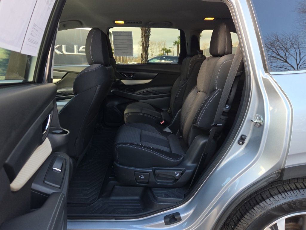 Used 2019 Subaru Ascent Premium w/ Popular Package #3 image 5