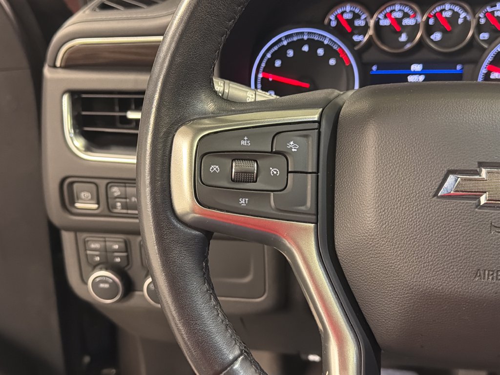 Used 2021 Chevrolet Tahoe Z71 w/ Rear Media and Nav Package AWD/4WD image 38