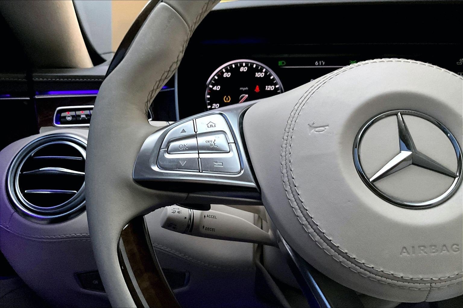 Used 2015 Mercedes-Benz S 550 4MATIC Coupe image 17