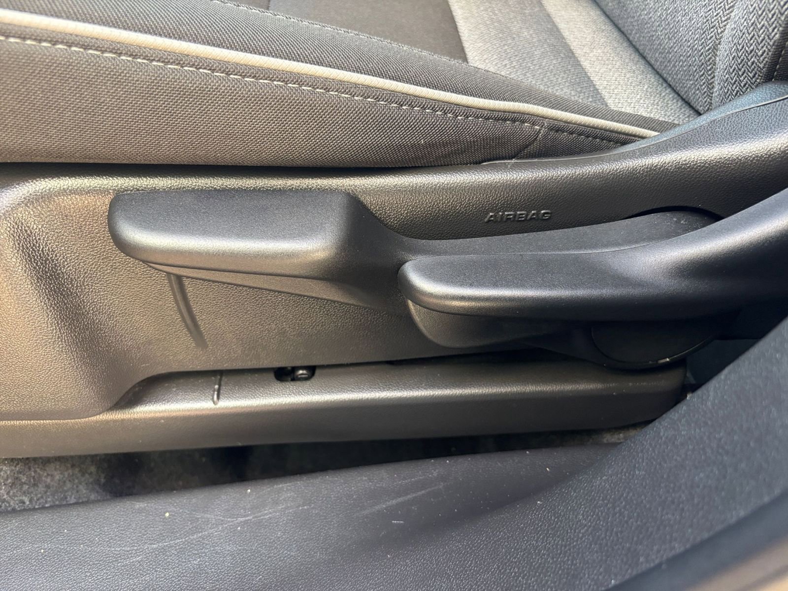 Used 2025 Chevrolet TrailBlazer LT image 23