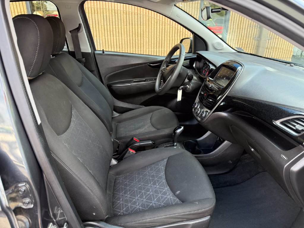 Used 2021 Chevrolet Spark LT FWD image 18