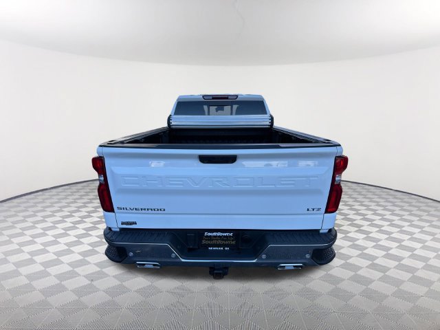 Used 2024 Chevrolet Silverado 1500 LTZ AWD/4WD image 6