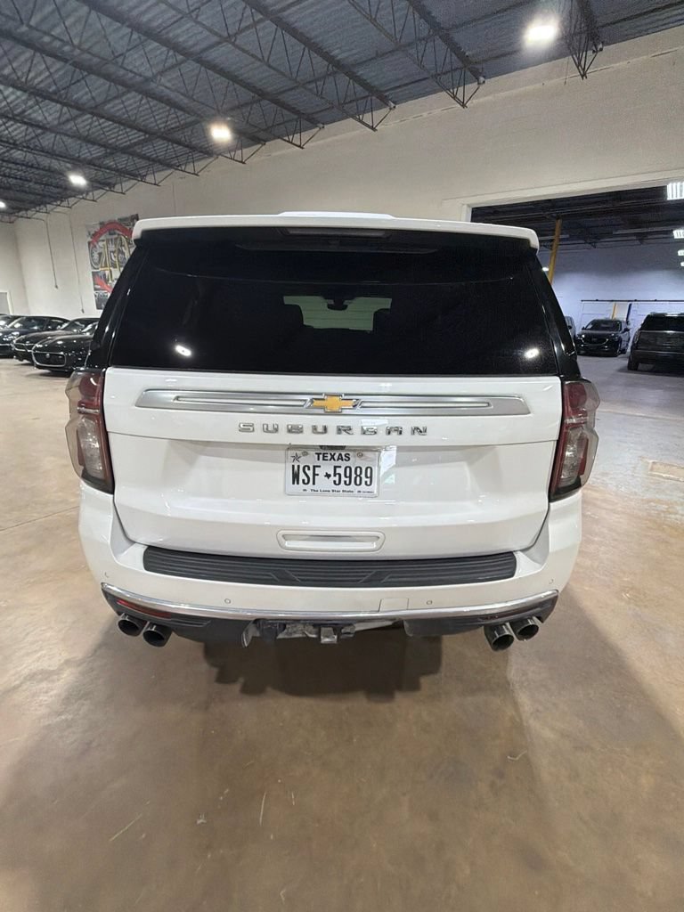 Used 2021 Chevrolet Suburban High Country w/ Premium Package RWD image 14