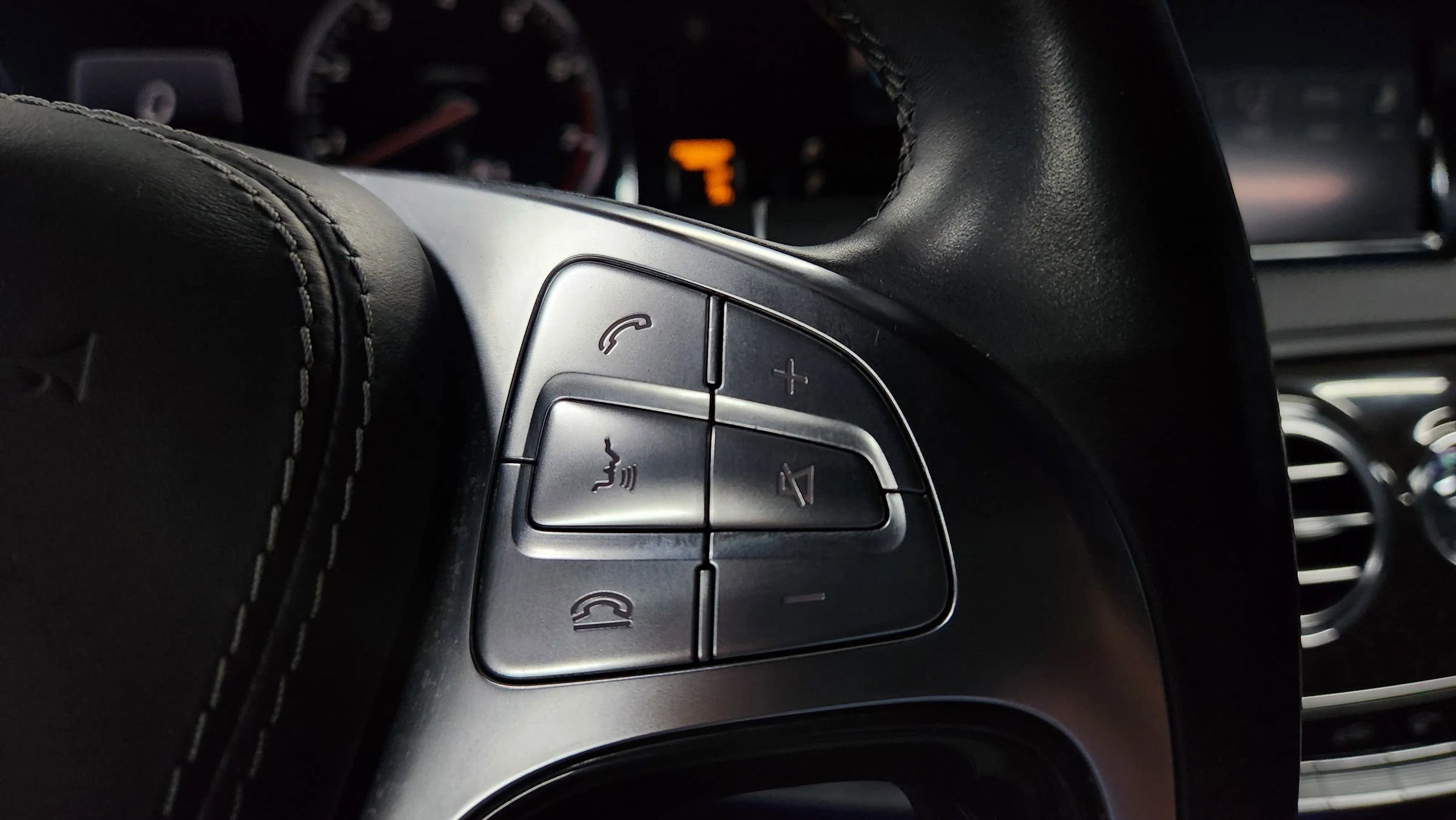 Used 2015 Mercedes-Benz S 550 4MATIC Sedan image 29