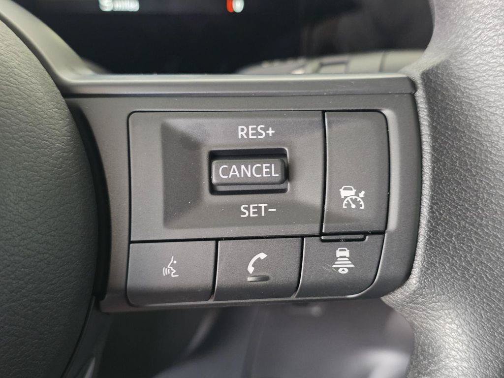 Used 2026 Nissan Kicks SV FWD image 24