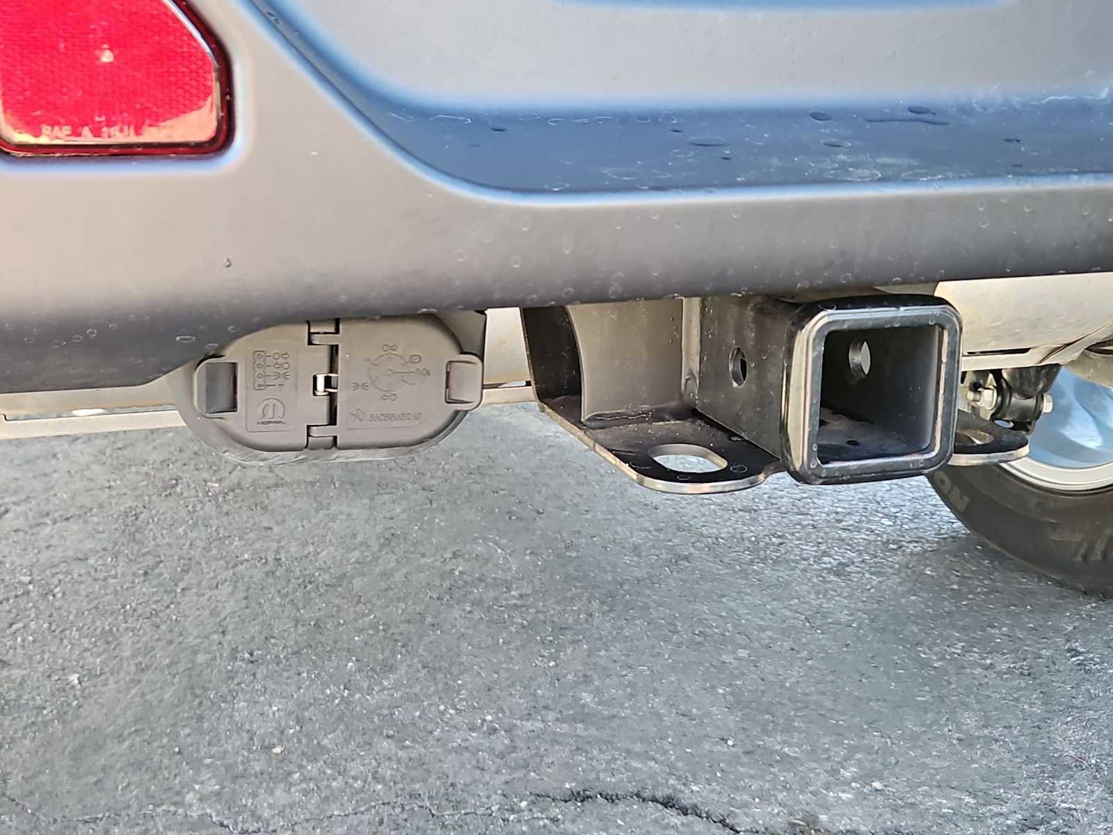 Used 2024 Jeep Wrangler Sport S image 32