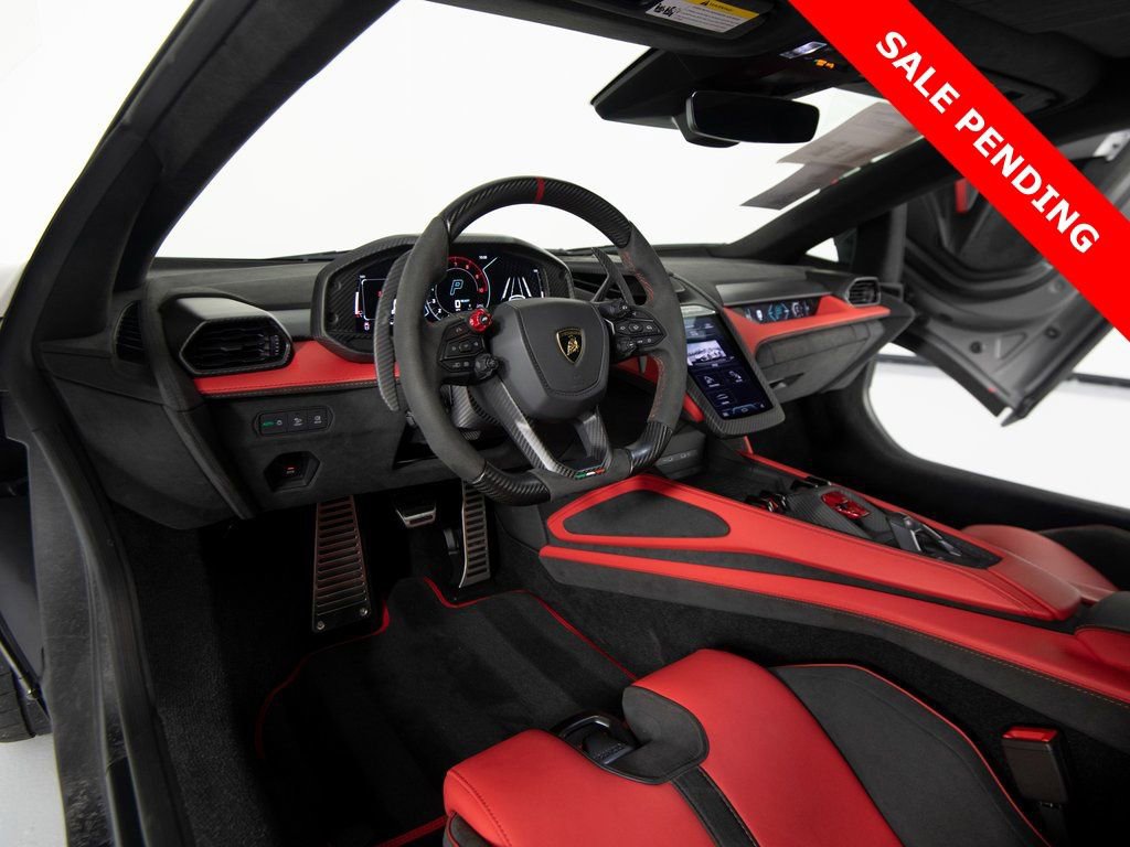 Used 2024 Lamborghini Revuelto AWD/4WD image 11