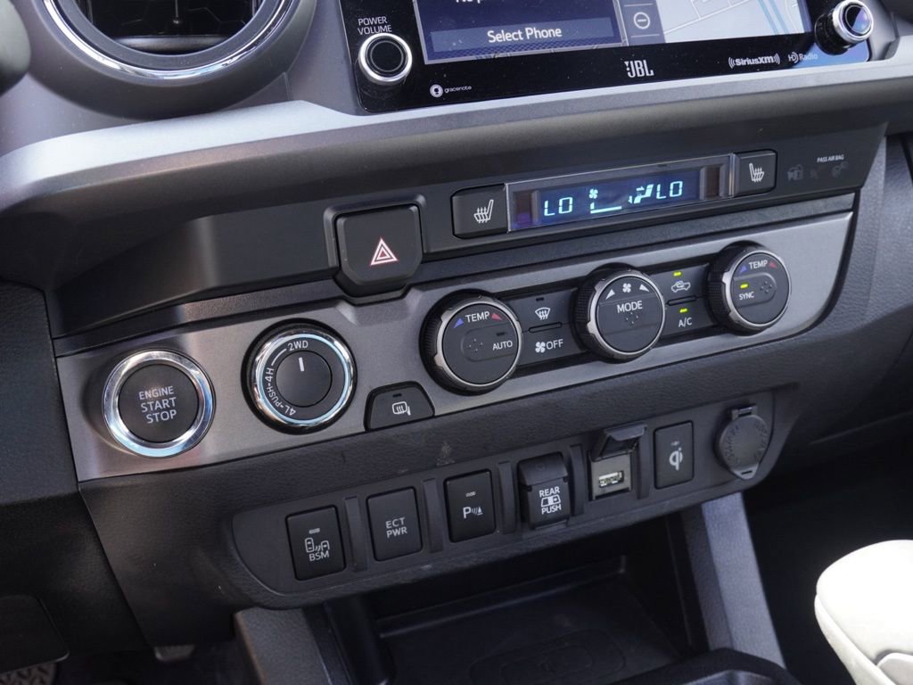 Used 2021 Toyota Tacoma TRD Off-Road w/ TRD Premium Off Road Package AWD/4WD image 14