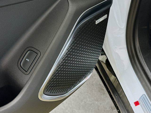 New 2026 Chevrolet Traverse RS image 19