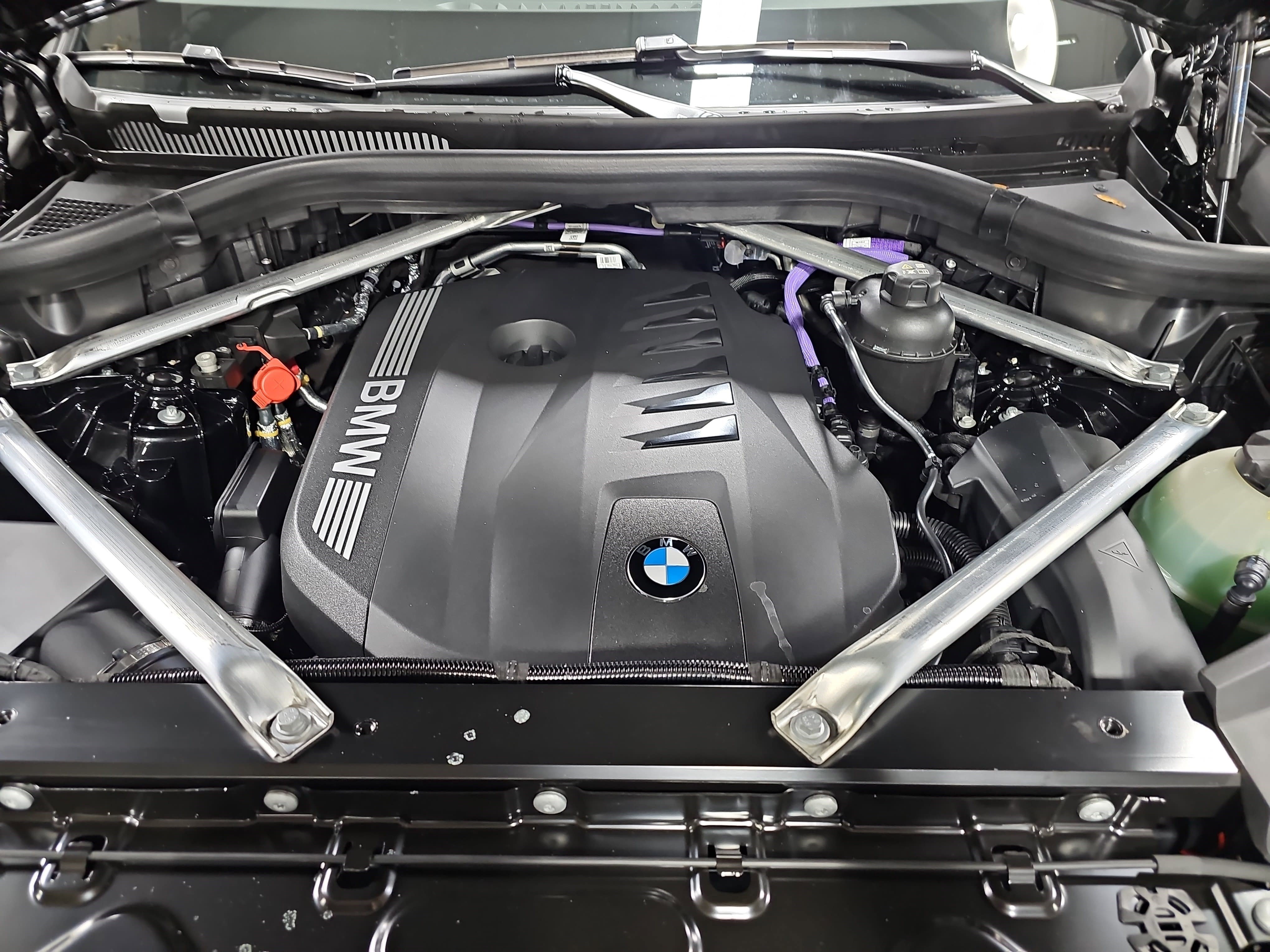 New 2026 BMW X5 xDrive40i w/ Climate Comfort Package image 33