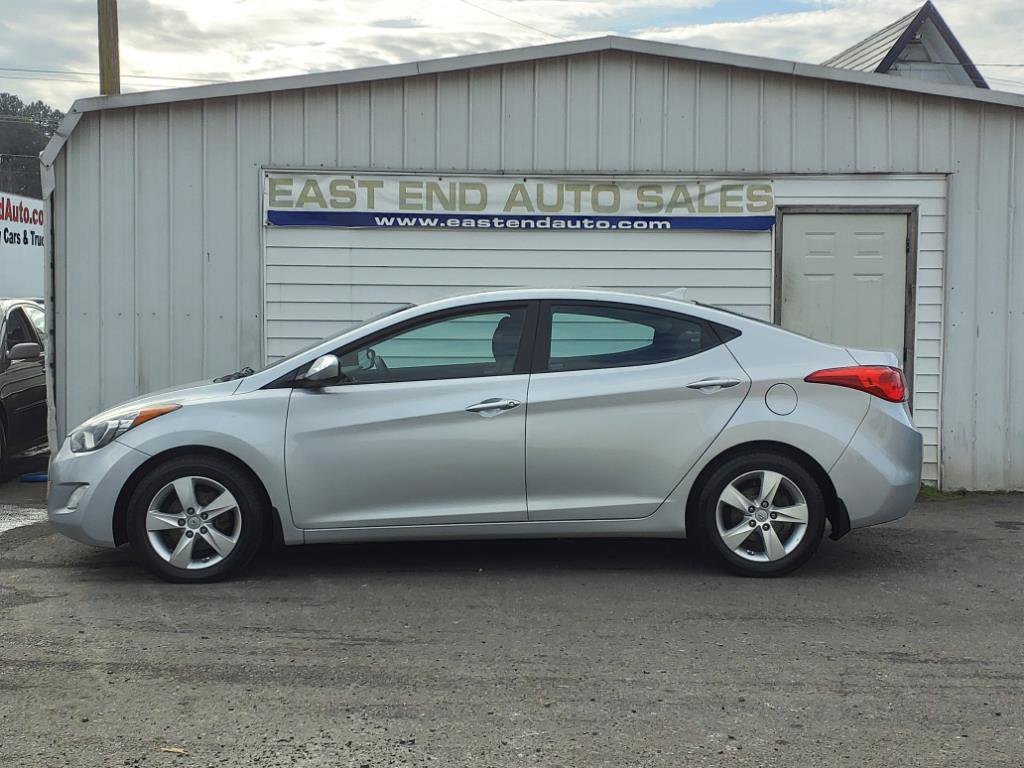 Used 2012 Hyundai Elantra GLS w/ Preferred Pkg 3 image 2