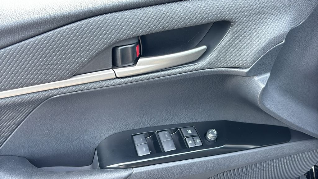 New 2026 Toyota Camry SE w/ Convenience Package FWD image 10