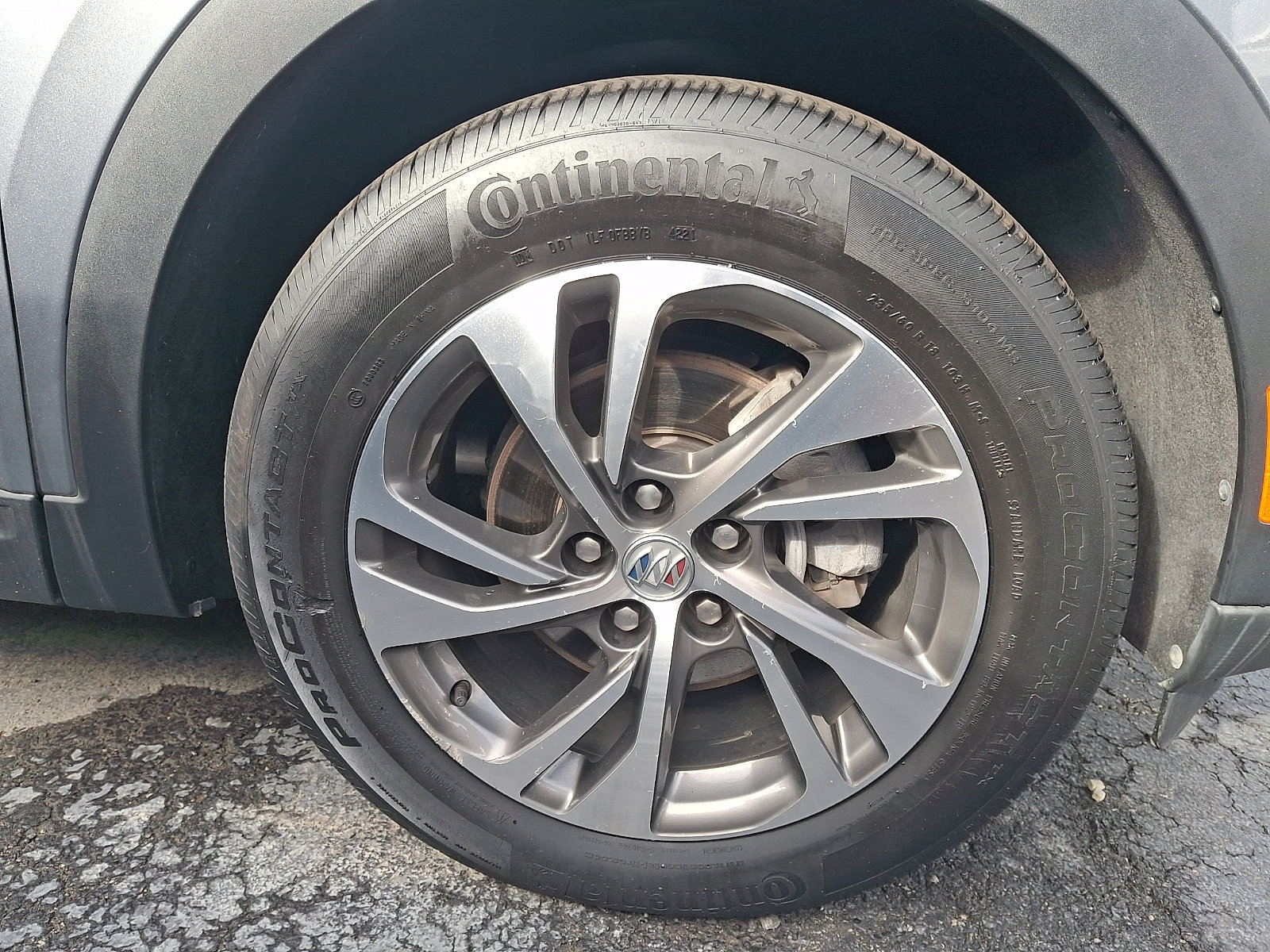 Used 2022 Buick Envision Essence w/ Technology Package I AWD/4WD image 6