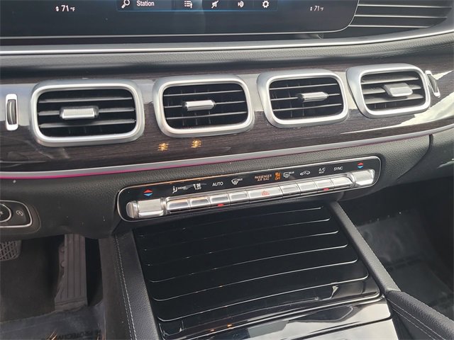 Used 2022 Mercedes-Benz GLS 450 4MATIC image 32