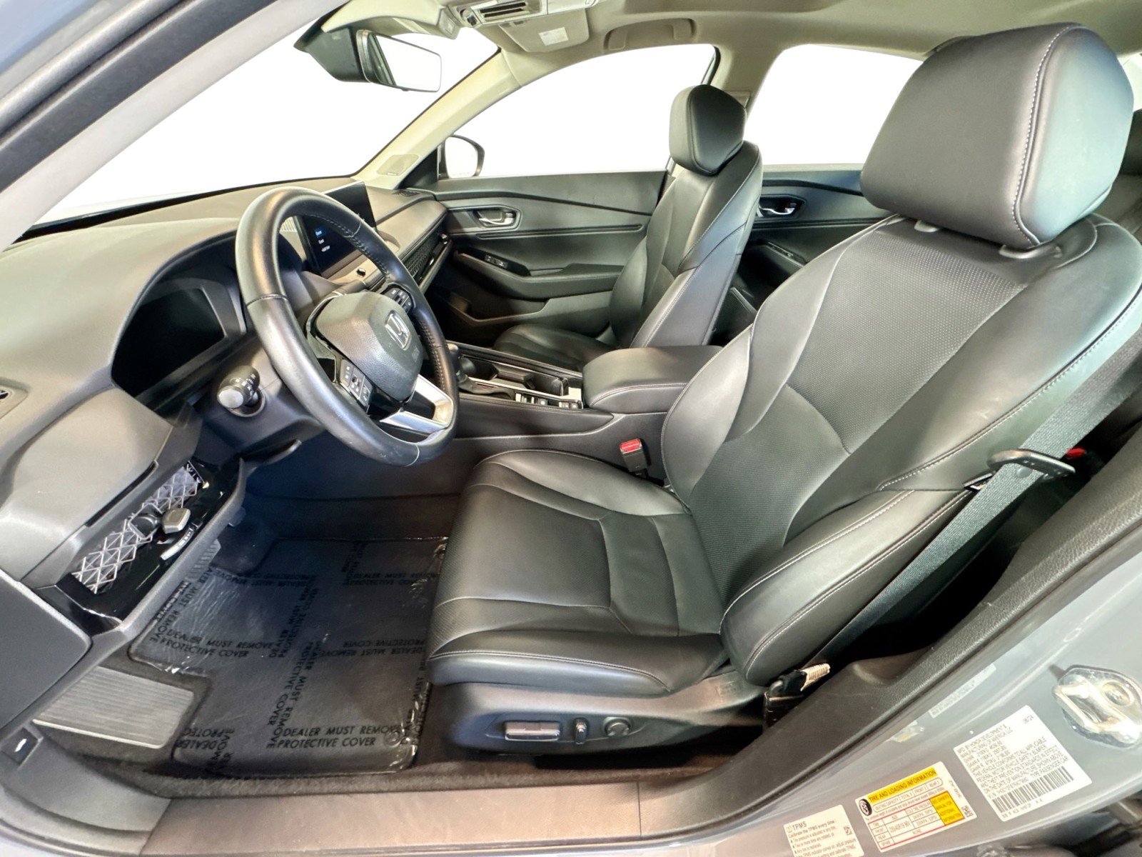 Used 2024 Honda Accord Touring image 5