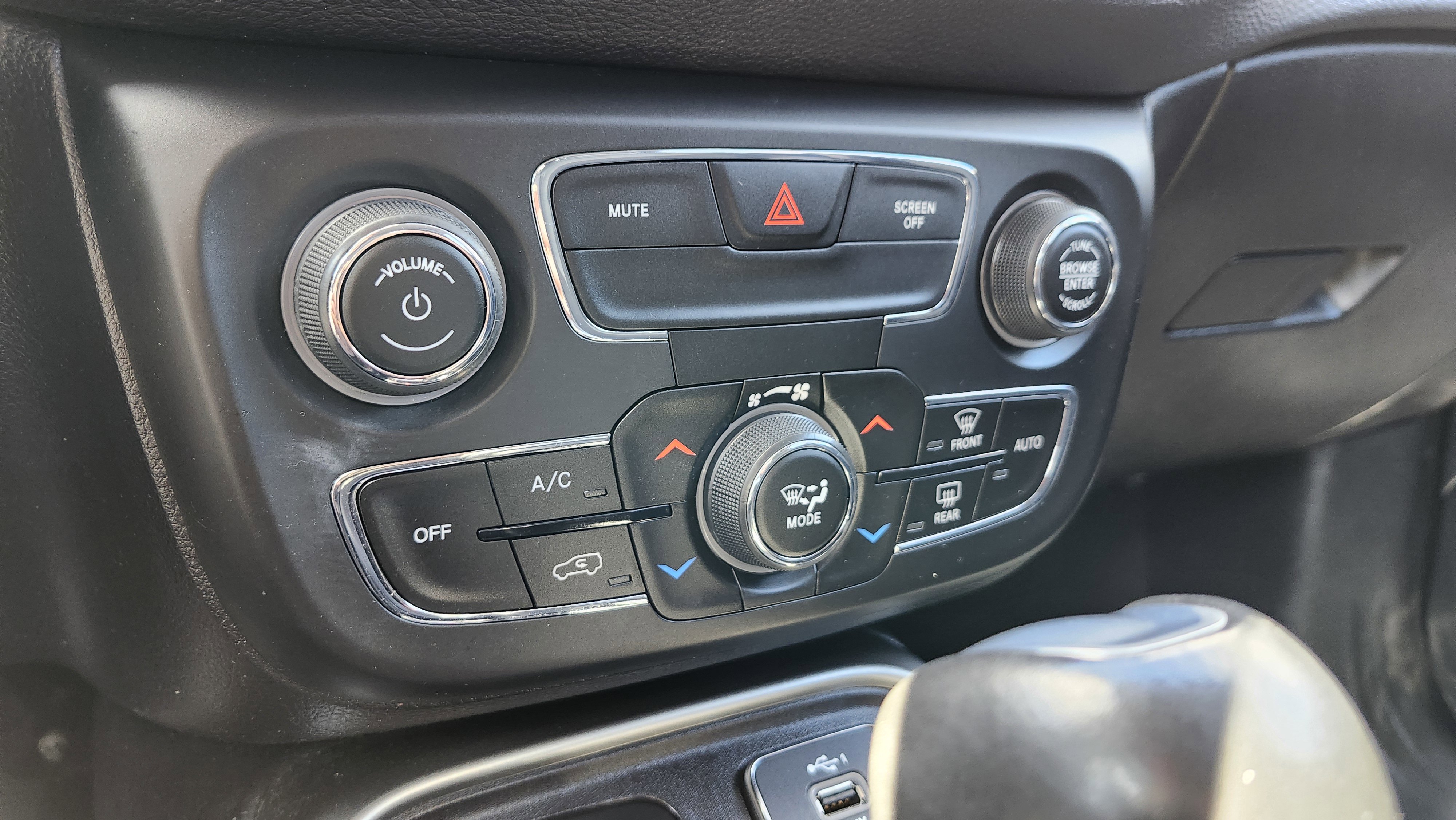 Used 2021 Jeep Compass Latitude w/ Convenience Group image 30