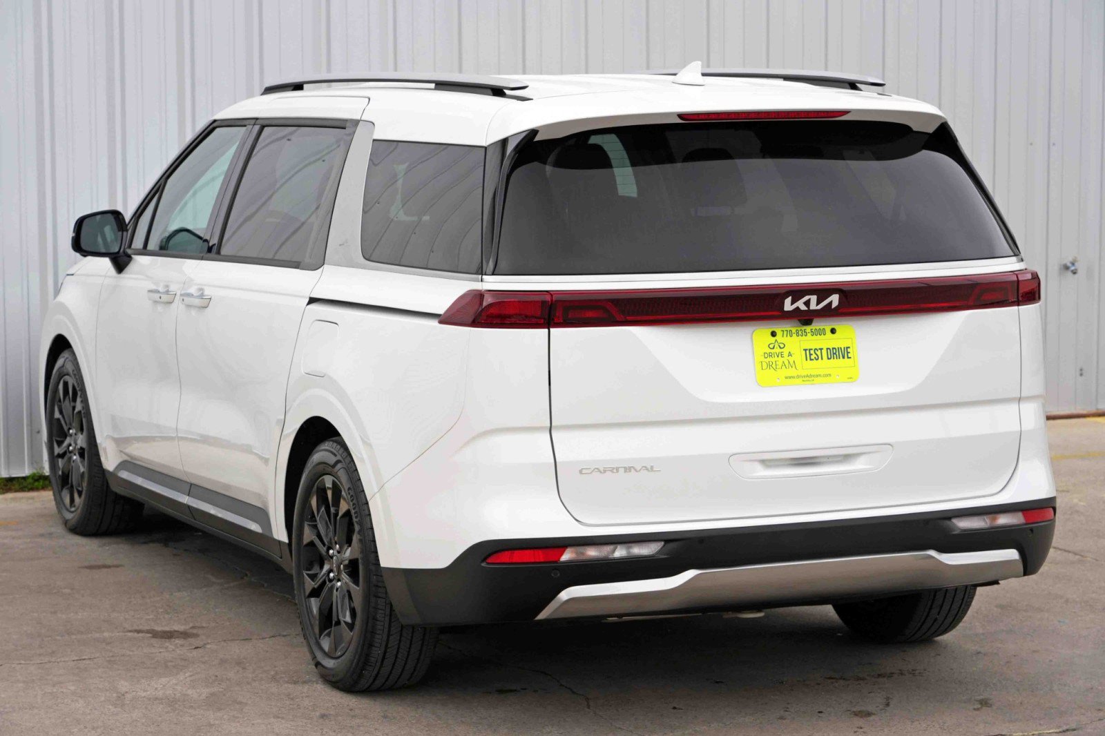 Used 2024 Kia Carnival SX FWD image 52