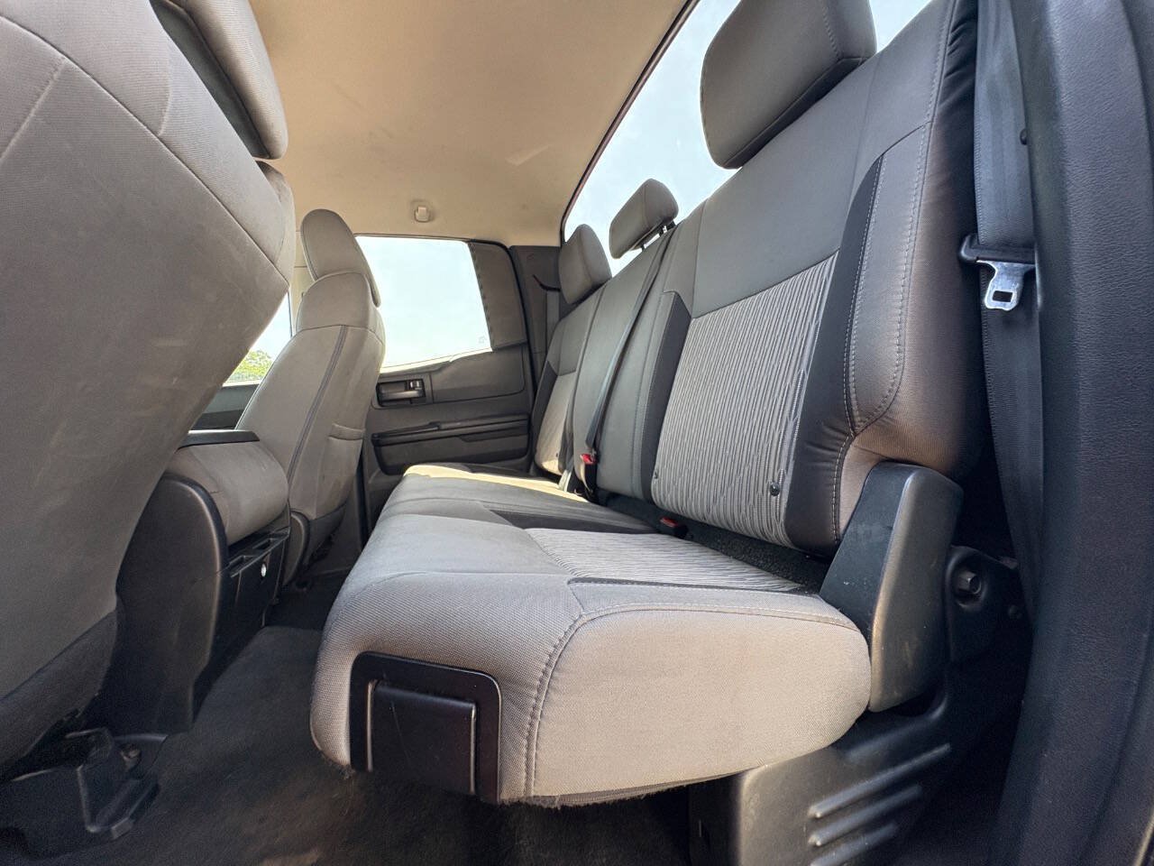 Used 2014 Toyota Tundra SR AWD/4WD image 13