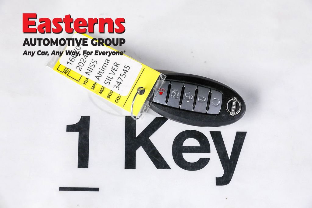 Used 2024 Nissan Altima 2.5 SV image 25