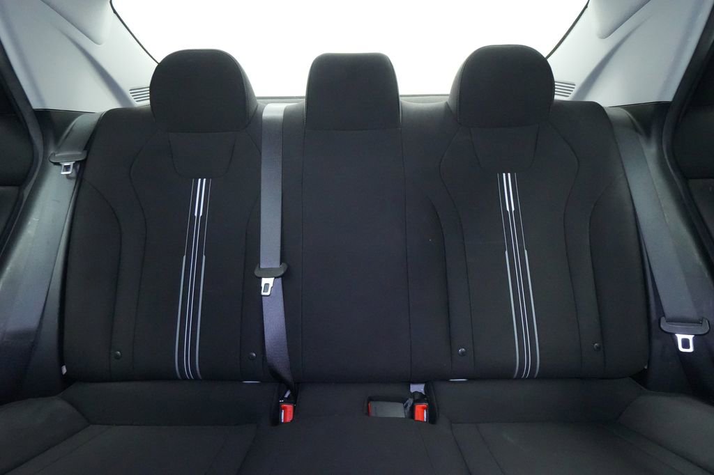 Used 2021 Hyundai Elantra SEL w/ Convenience Package image 17