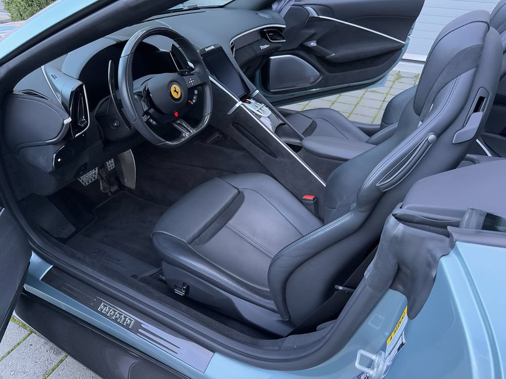 Certified 2024 Ferrari Roma Spider RWD image 29