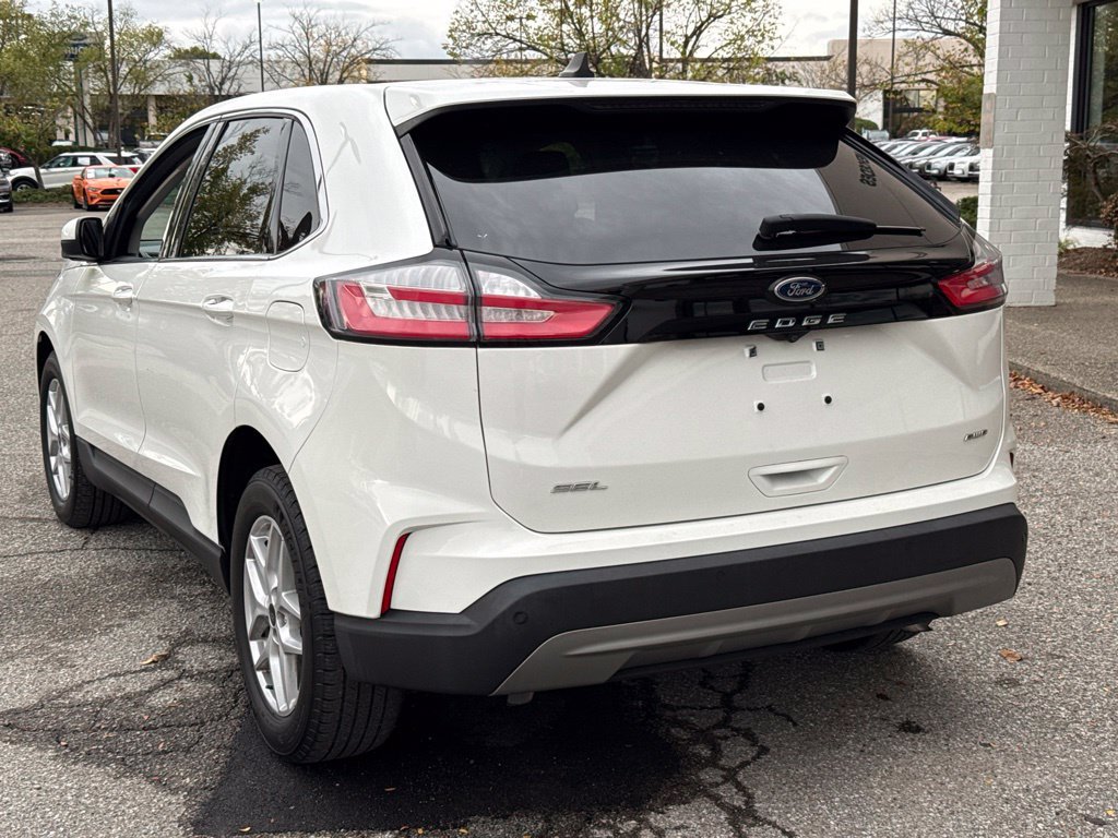 Used 2024 Ford Edge SEL AWD/4WD image 11