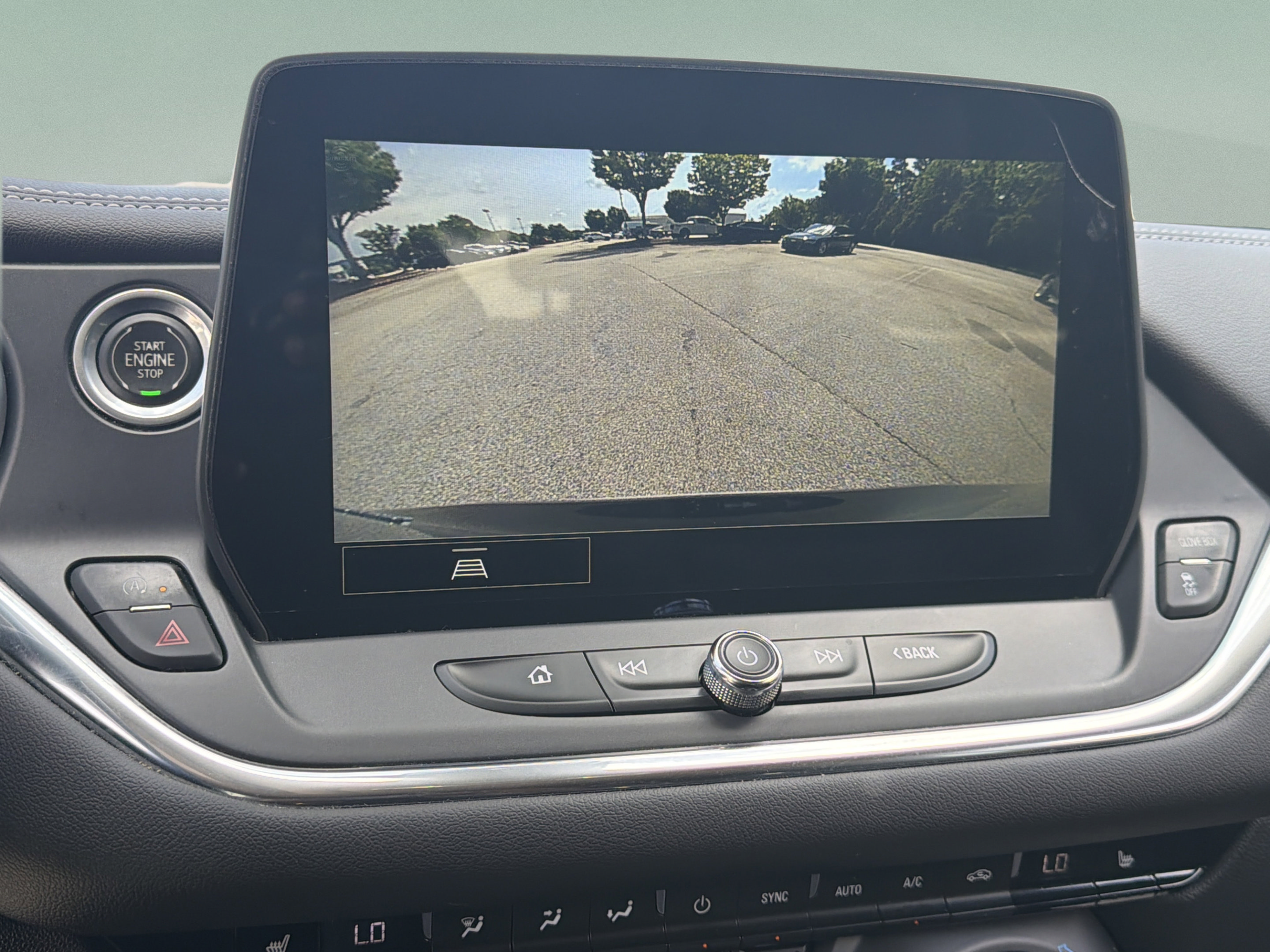 Used 2023 Chevrolet Blazer LT FWD image 18