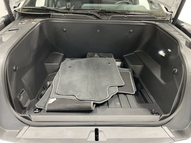 Used 2025 Chevrolet Silverado EV RST AWD/4WD image 28