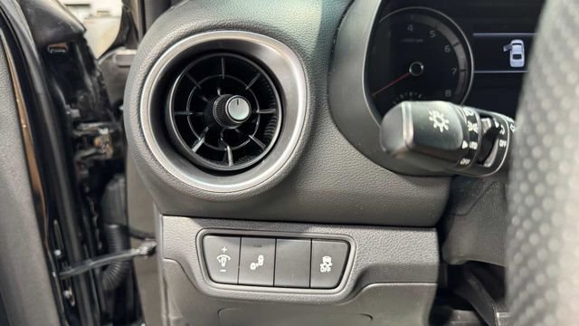 Used 2024 Kia Forte LXS FWD image 23