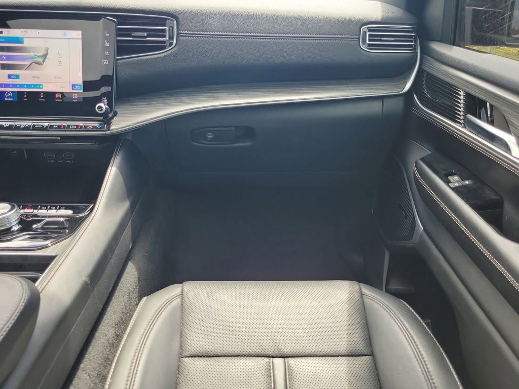 New 2024 Jeep Wagoneer Series II w/ Convenience Group I image 16