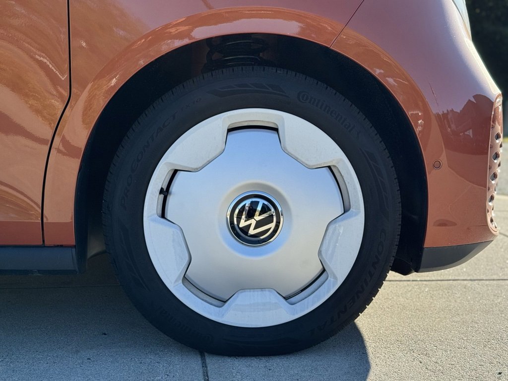 New 2025 Volkswagen ID. Buzz 1st Edition image 7