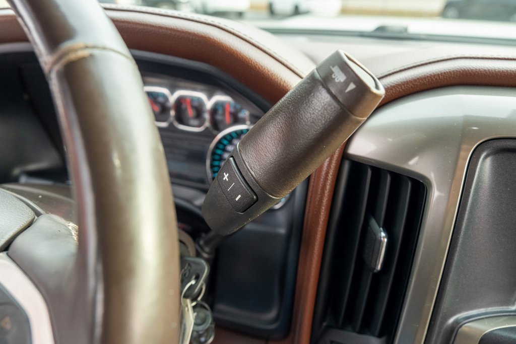 Used 2017 Chevrolet Silverado 2500 High Country w/ Duramax Plus Package image 14